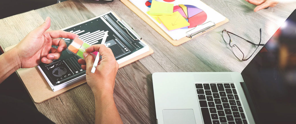 Poder contar com profissionais de qualidade é uma das principais vantagens de contratar uma agência de marketing digital.